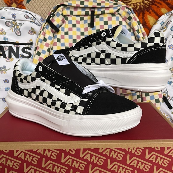 Vans Men’s Old Skool Over
Checkerboard Black/Checkered 
VN0A7Q5E95Y Platforms - Picture 9 of 16
